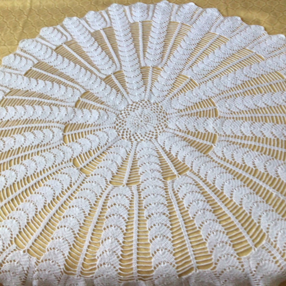 Crochet tablecloth and valance